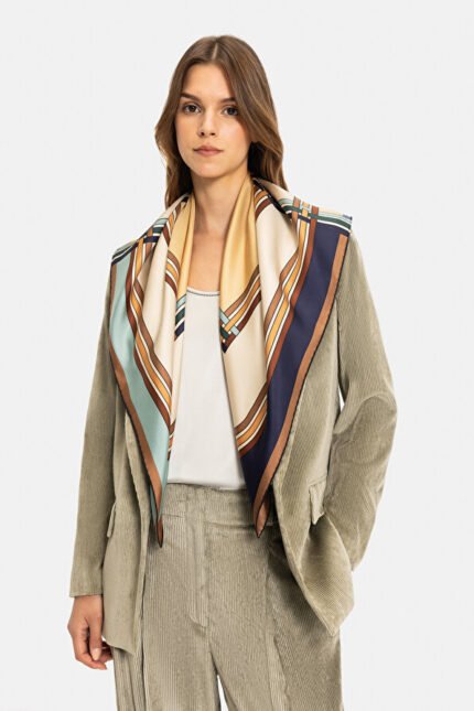 Geometrik Desenli Twill İpek Eşarp 2