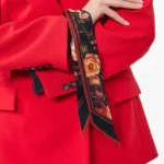 Büyük Çiçek Desen / Siyah Fular