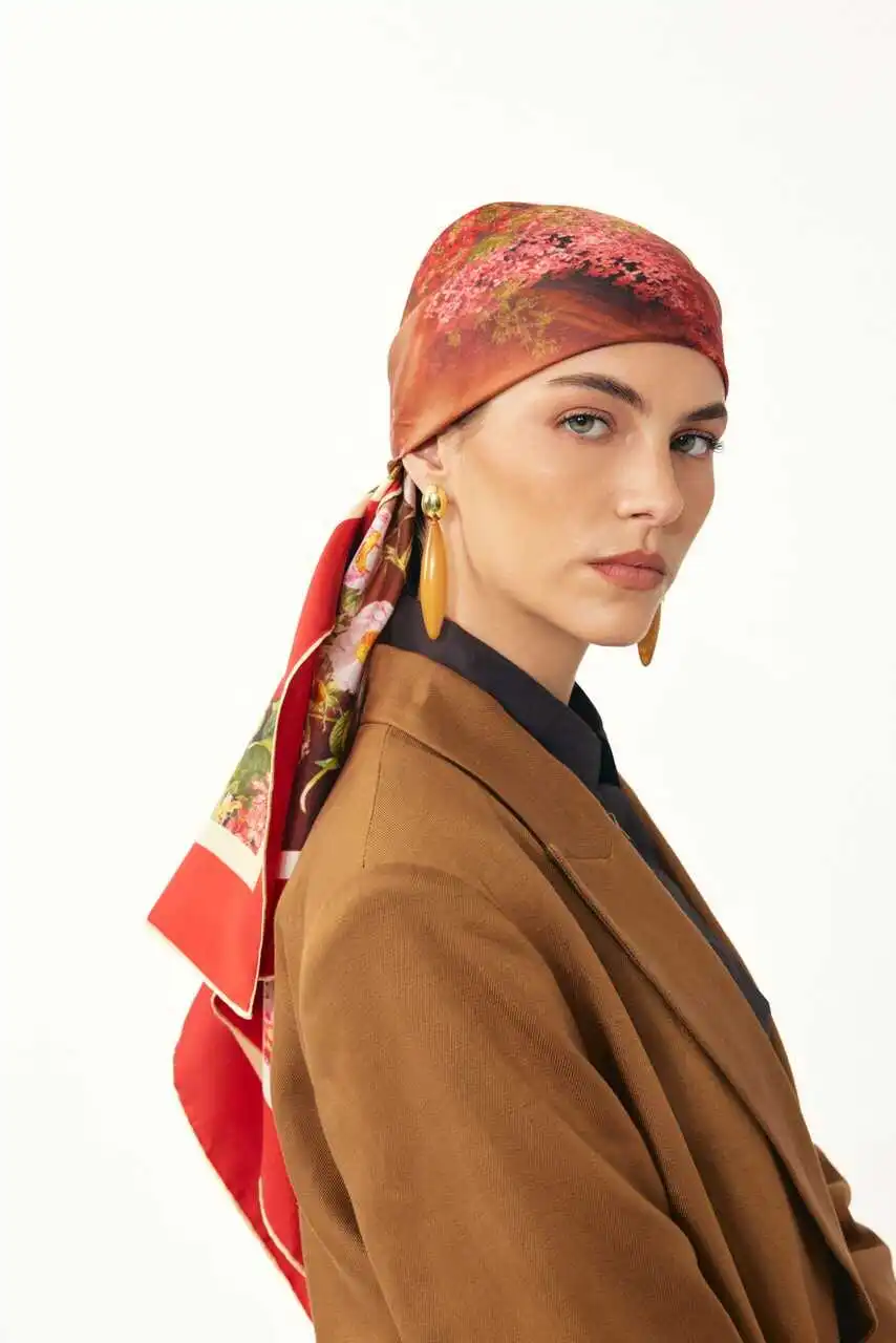 Gül Bahçesi Desen / Kırmızı Eşarp