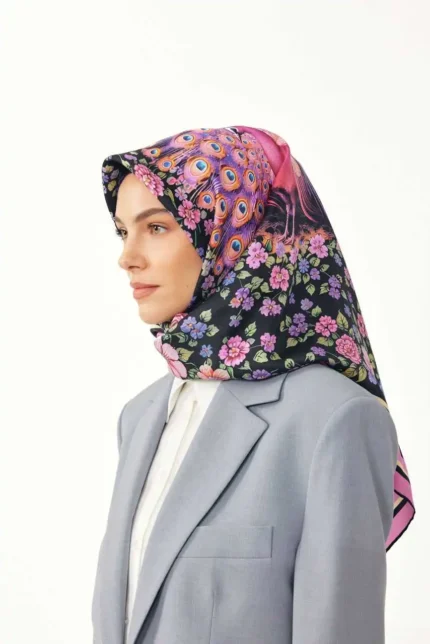 Tavuskuşu Desen / Pembe Eşarp