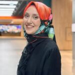 Çiçek Buketi/Turuncu Eşarp